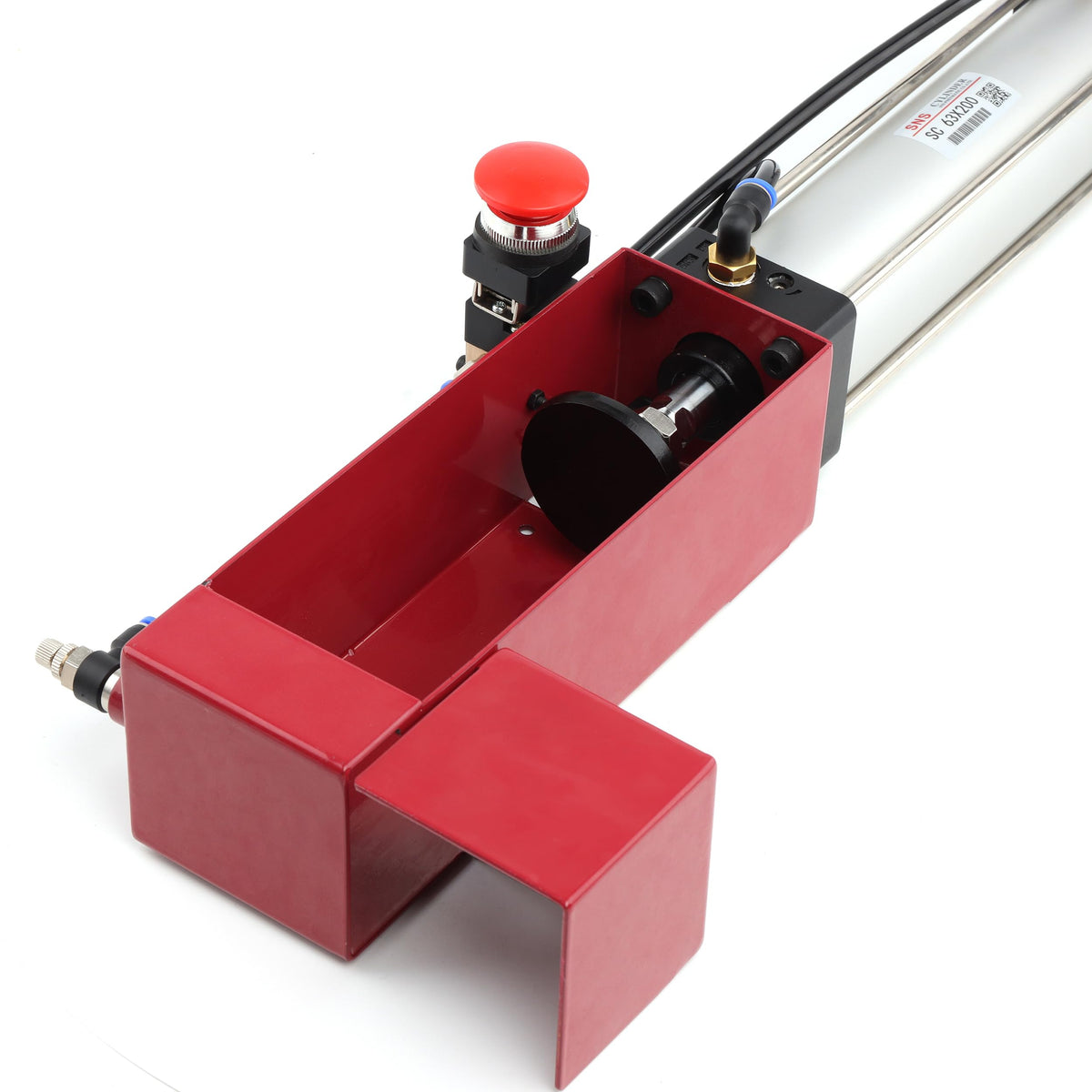 Aluminum Can Crusher Heavy Duty 12 Oz. and 16 Oz. Red A5503