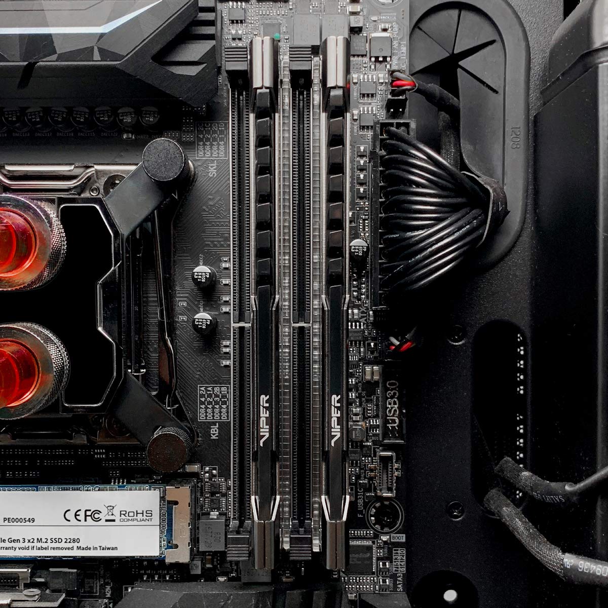 DDR4 RAM 16GB 3600MHz Desktop Memory W3653