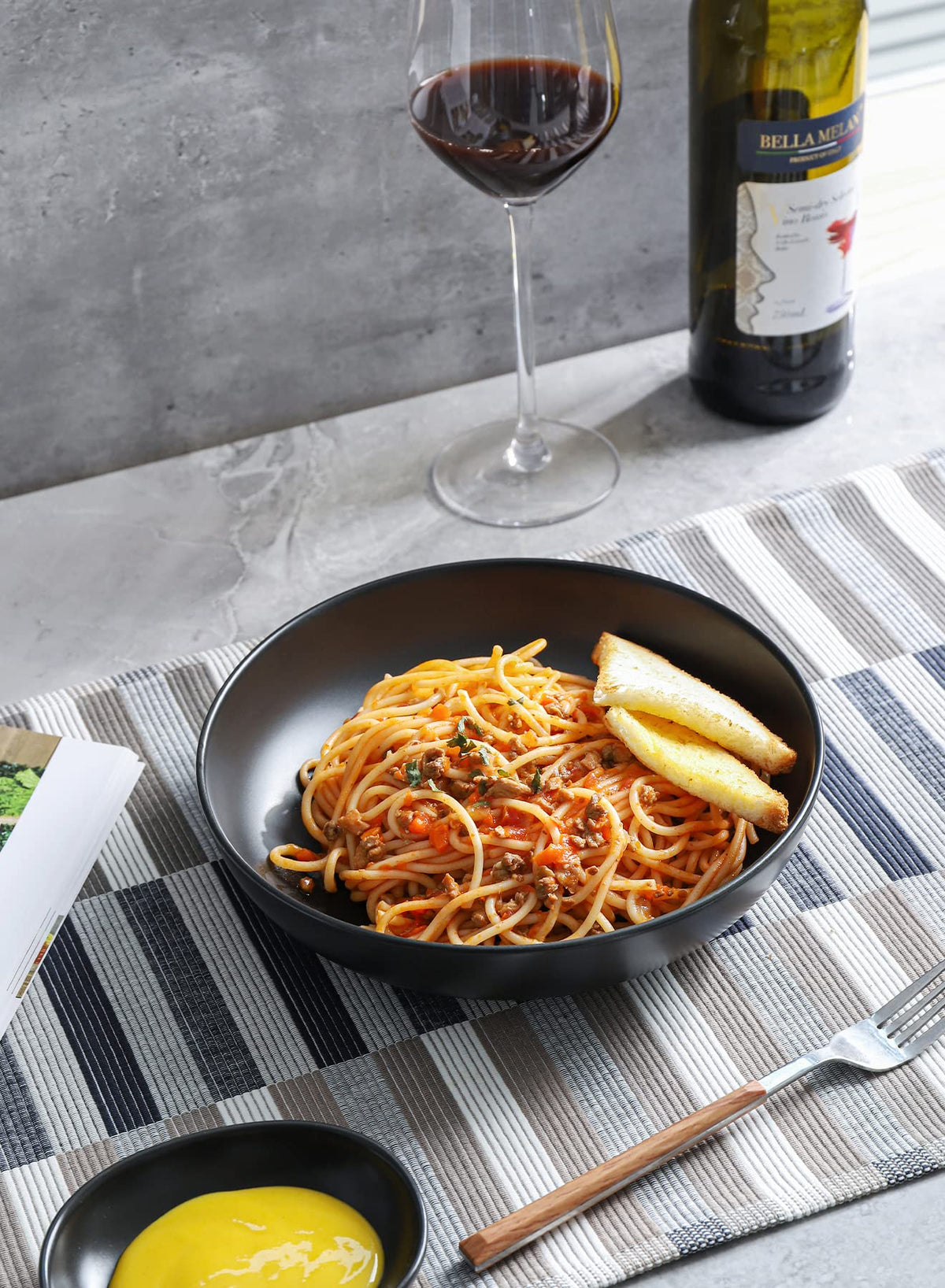 Matte Black Porcelain Pasta Bowls Set of 4 M457
